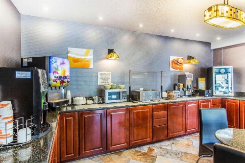 Quality Inn Black Mountain - image 13