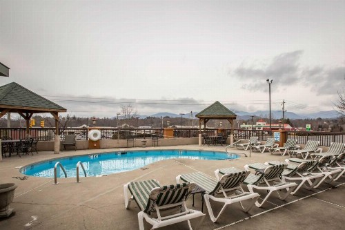 Quality Inn Black Mountain - image 14