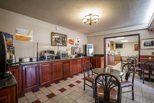 Quality Inn Black Mountain - image 16