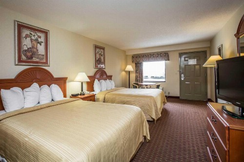 Quality Inn Black Mountain - image 39