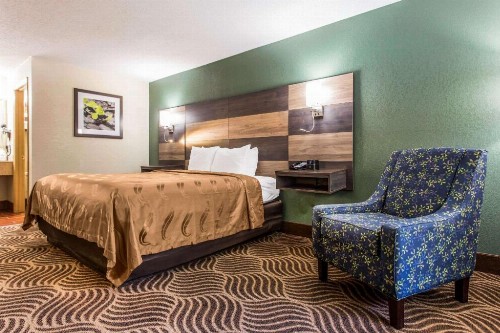 Quality Inn Black Mountain - image 47