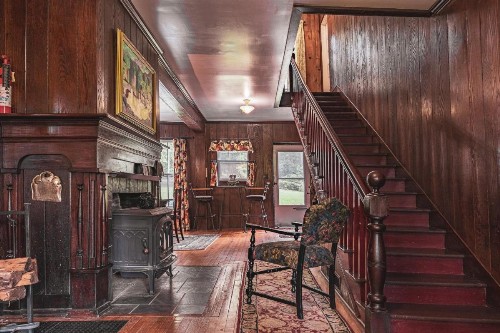 Black Mountain Inn - image 19