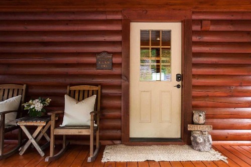 Blue Bear Cabin - image 7