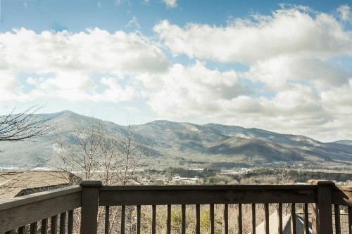 Red Plum Town Home - image 9