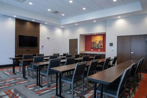 Hampton Inn Black Mountain - image 21