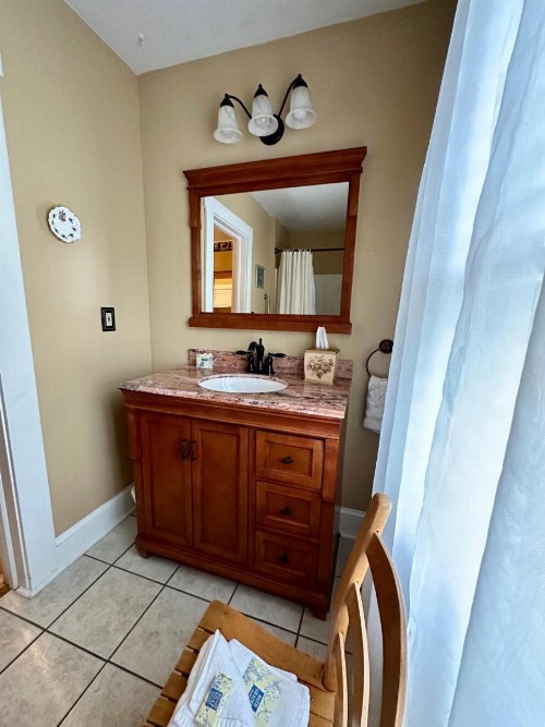 Red Rocker Inn - image 21