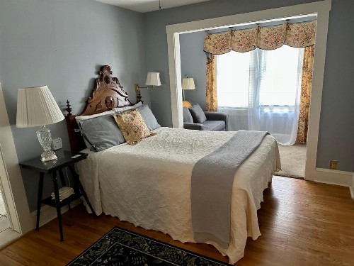 Red Rocker Inn - image 27