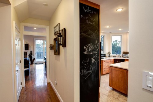 Burnt Ridge Retreat - image 10