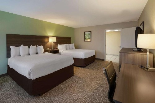 Best Western Milton Inn - image 21