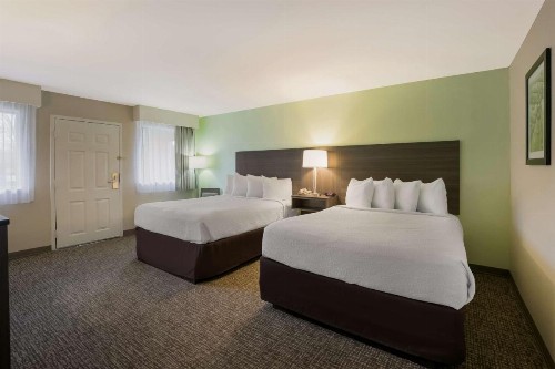 Best Western Milton Inn - image 23