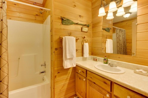 Lazy Acres - image 9