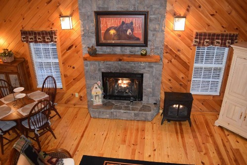 Lilac Cottage - Cozy 2 Bedroom Cabin with Kitchen - image 12