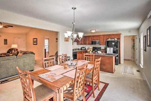 Blairsville Home with Deck and Stunning Mountain Views - image 11