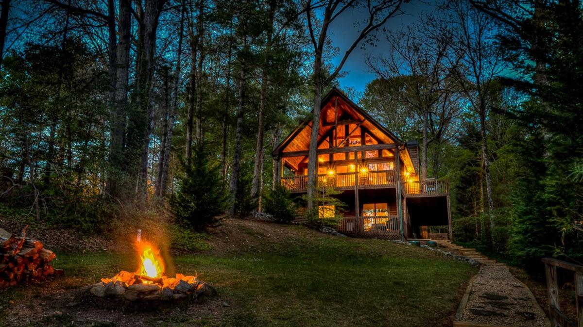 Dock Holiday by Escape to Blue Ridge - image 2