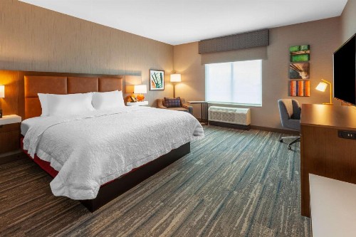 Hampton Inn & Suites Bloomfield Hills Detroit - image 24
