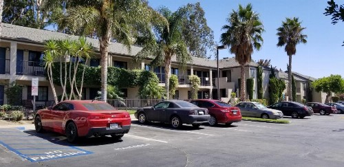 Sierra Crossing Motel - image 4