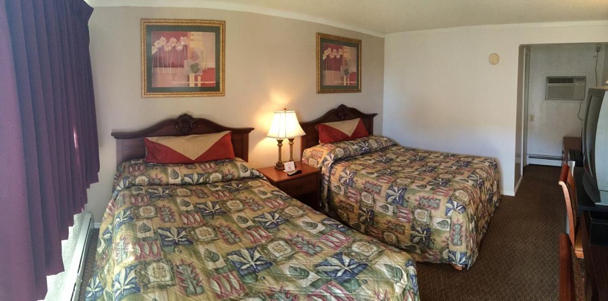 Economy Inn Bloomington - image 4