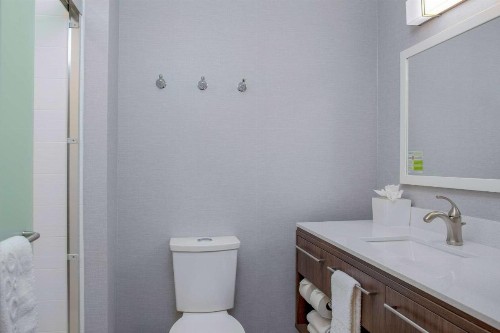Home2 Suites by Hilton Bloomington - image 10