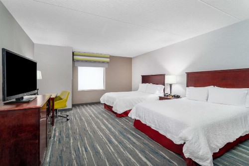 Hampton Inn & Suites Minneapolis St. Paul Airport - Mall of America - image 17