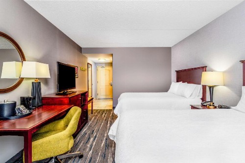 Hampton Inn & Suites Minneapolis St. Paul Airport - Mall of America - image 20