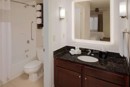 Homewood Suites Minneapolis - Mall of America - image 11