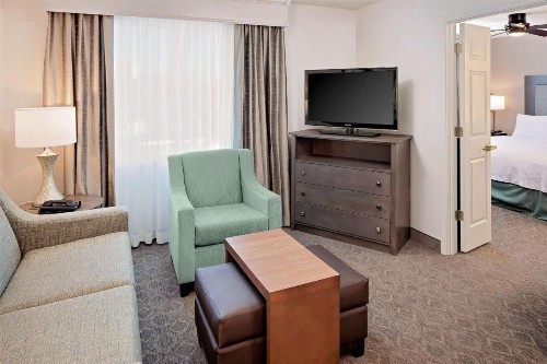 Homewood Suites Minneapolis - Mall of America - image 12