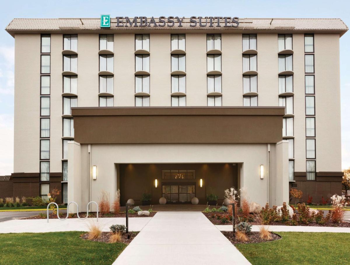 Embassy Suites by Hilton Bloomington/Minneapolis - main image