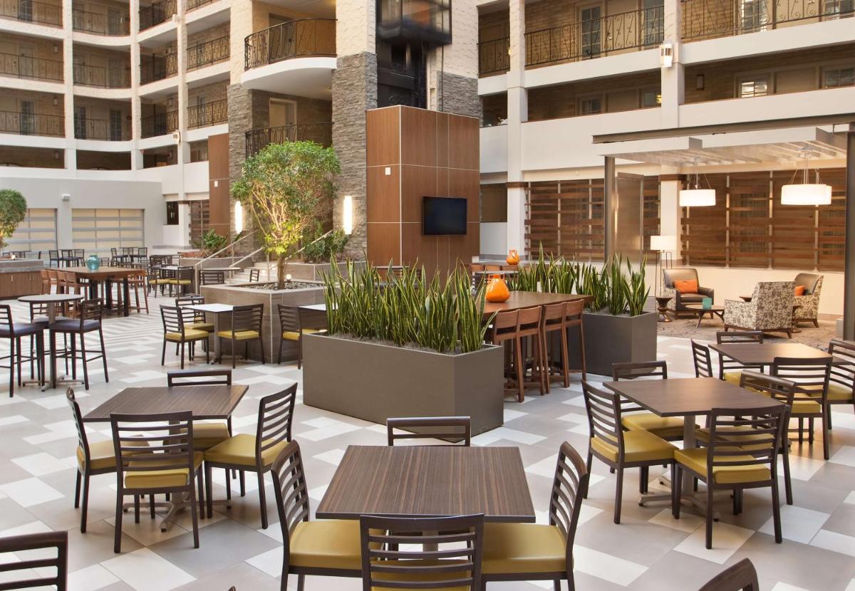 Embassy Suites by Hilton Bloomington/Minneapolis - image 2