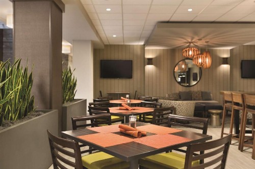 Embassy Suites by Hilton Bloomington/Minneapolis - image 34