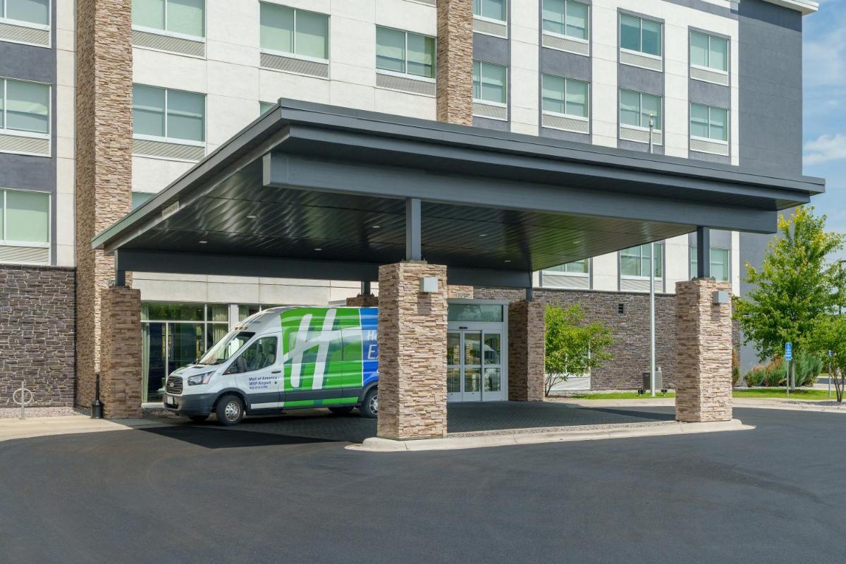 Holiday Inn Express & Suites - Mall of America - MSP Airport an IHG Hotel - image 5