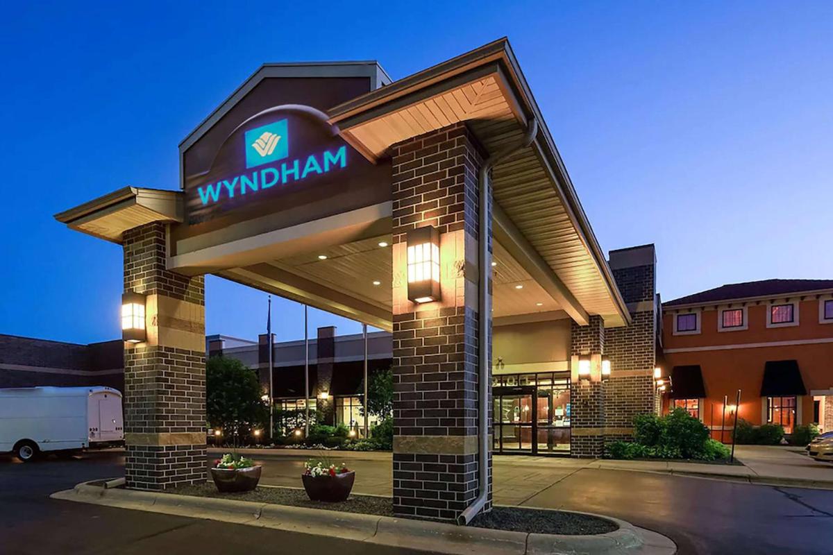 Best Western Plus Bloomington Hotel - main image