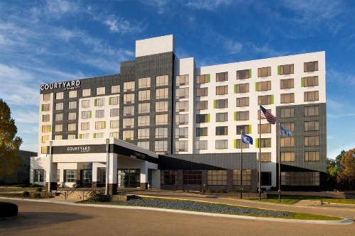 Courtyard Edina Bloomington