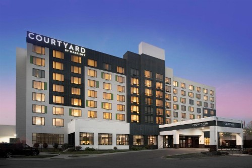 Courtyard Edina Bloomington - image 22