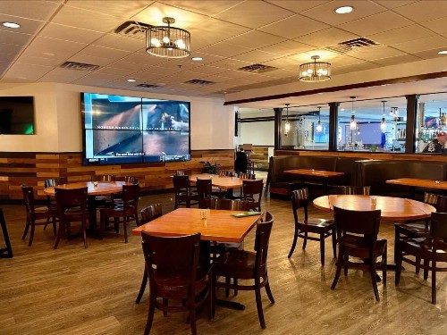 Holiday Inn Bloomington Airport an IHG Hotel - image 36