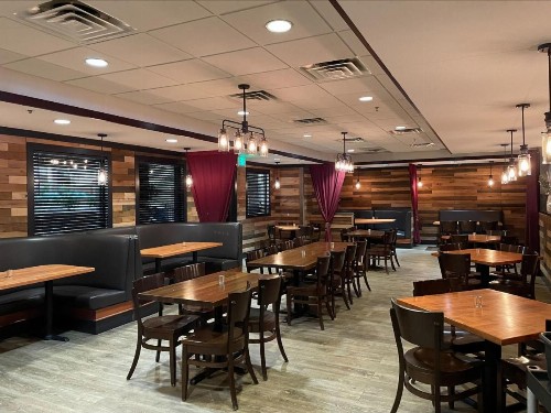 Holiday Inn Bloomington Airport an IHG Hotel - image 7