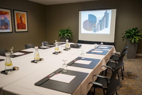 Crowne Plaza Suites : MSP Airport - Mall of America an IHG Hotel - image 19