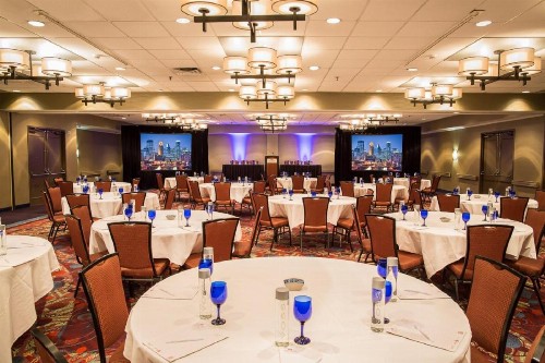 Crowne Plaza Suites : MSP Airport - Mall of America an IHG Hotel - image 6
