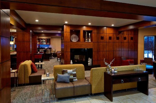 Courtyard by Marriott Bloomington Mall of America - image 4