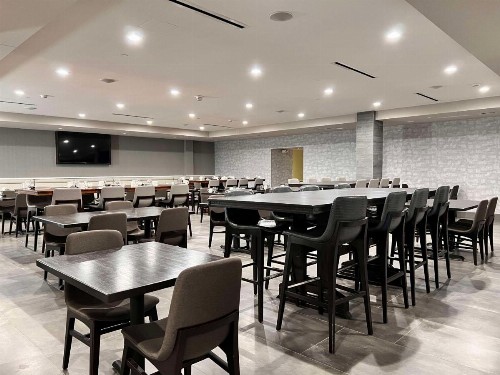 DoubleTree by Hilton Bloomington Minneapolis South - image 5