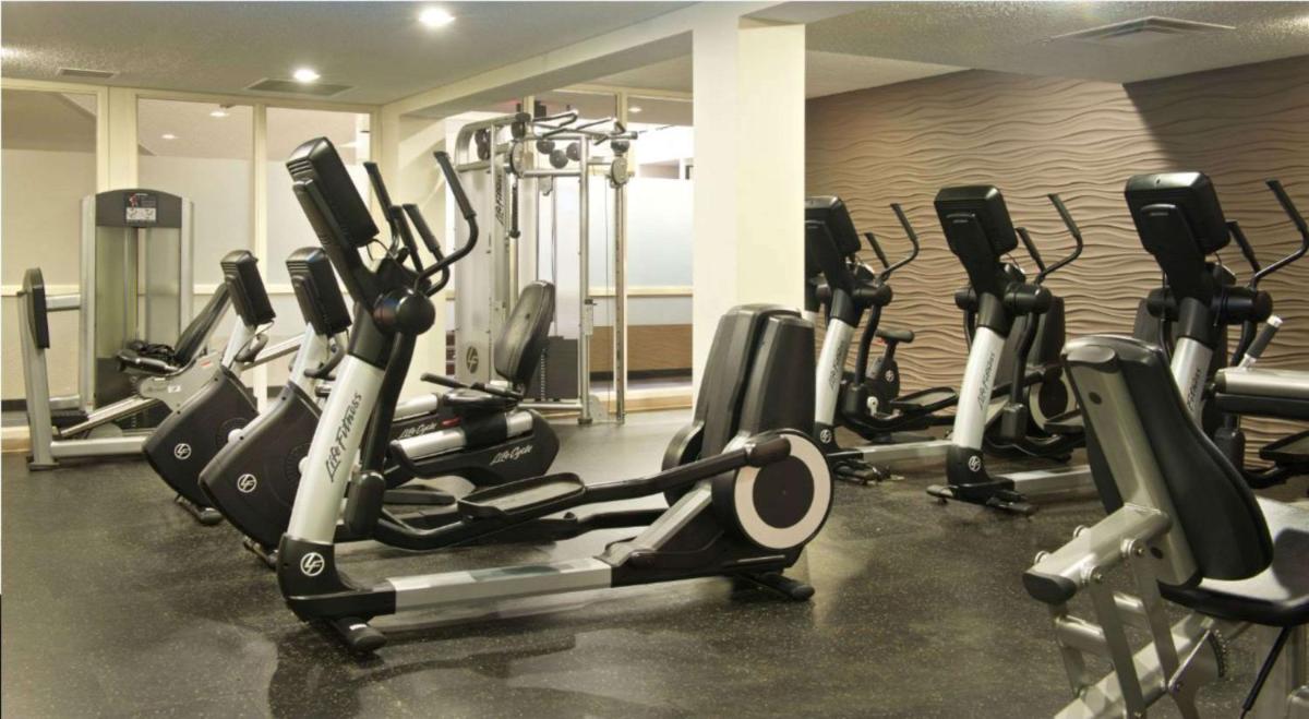 DoubleTree by Hilton Bloomington Minneapolis South - image 7