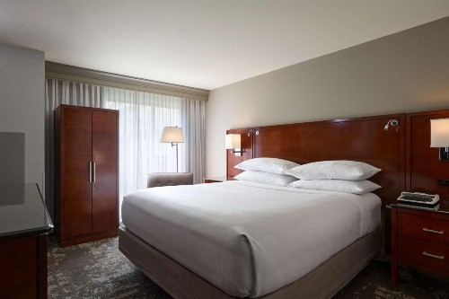 Marriott Minneapolis Airport - image 24