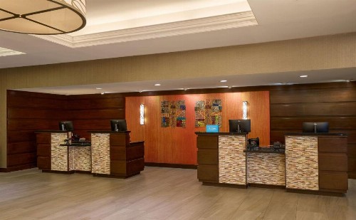 Marriott Minneapolis Airport - image 5