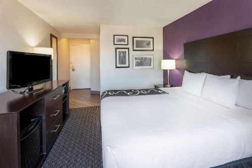 La Quinta by Wyndham Minneapolis Bloomington W - image 21