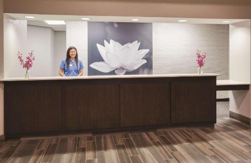 La Quinta by Wyndham Minneapolis Bloomington W - image 22