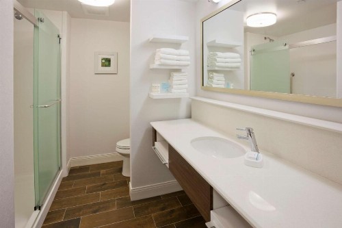 Hampton Inn Minneapolis Bloomington West - image 23