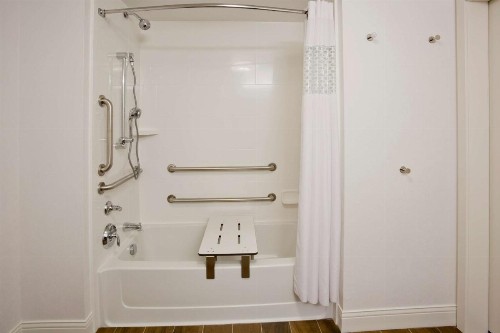 Hampton Inn Minneapolis Bloomington West - image 28