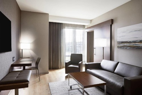 AC Hotel by Marriott Bloomington Mall of America - image 27
