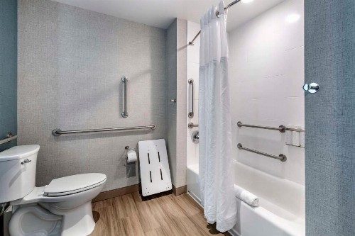 Cambria Hotel Minneapolis Airport - Bloomington - image 12