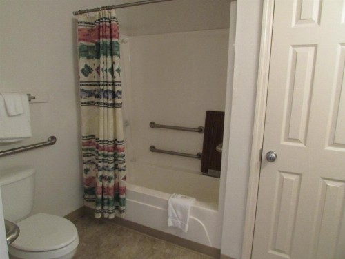 Douglas Inn & Suites Blue Ridge GA - image 11