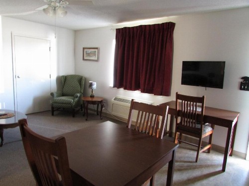 Douglas Inn & Suites Blue Ridge GA - image 19